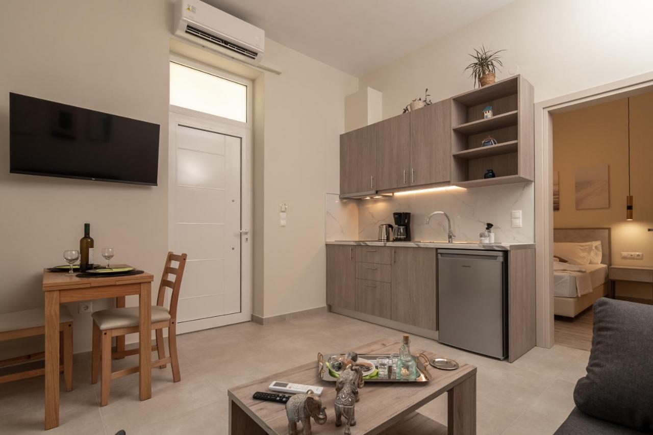 Gemma Apartments Palaiochora Exteriér fotografie